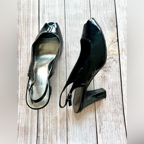Ann Taylor peep toe slingback heels - Picture 5 of 9